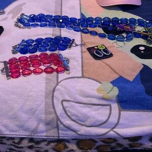 Sassy jones and paparazzi jewelry